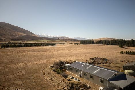 Photo of property in 320 Manuka Terrace, Ben Ohau, Twizel, 7999