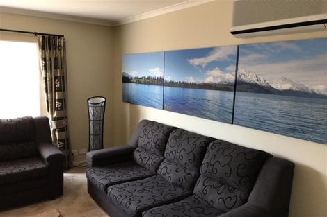 Photo of property in 11 Magic Way, Randwick Park, Auckland, 2105