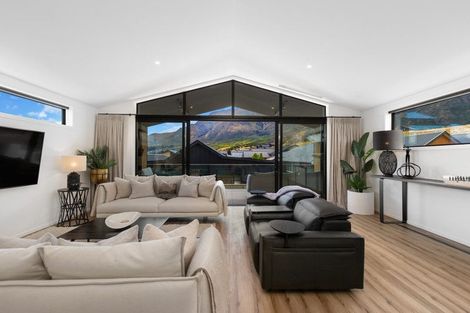 Photo of property in 60 Muster Road, Jacks Point, 9371