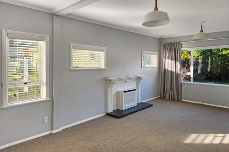 Photo of property in 25 Manuka Street, Stokes Valley, Lower Hutt, 5019