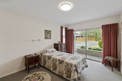 Photo of property in 7 Kowhai Grove, Waikanae, 5036