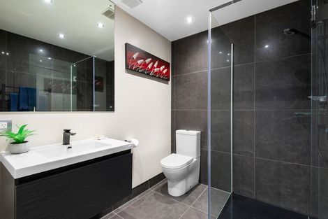 Photo of property in 105 Gladstone Road, Dalmore, Dunedin, 9010
