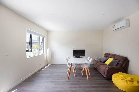 Photo of property in 21b Lumbarda Drive, Kumeu, 0810
