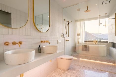 Photo of property in 34 Minaret Ridge, Wanaka, 9305