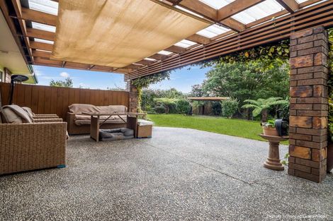 Photo of property in 17 Brights Road, Waiuku, 2123