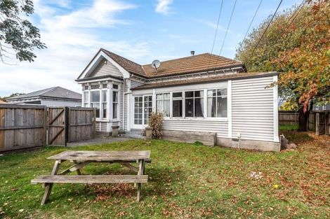 Photo of property in 258 Edgeware Road, Edgeware, Christchurch, 8013