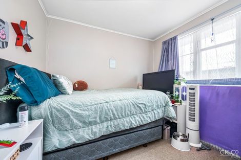 Photo of property in 11 Hall Grove, Ebdentown, Upper Hutt, 5018