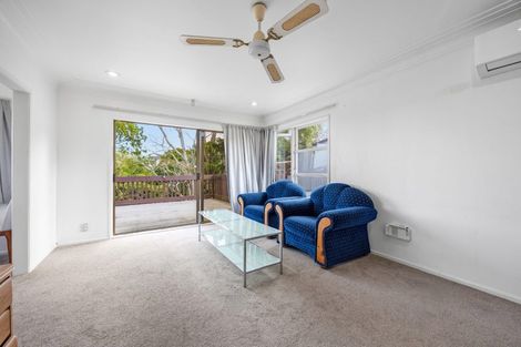 Photo of property in 4 Riverhills Avenue, Pakuranga Heights, Auckland, 2010