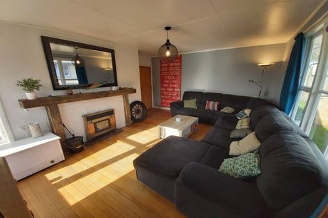 Photo of property in 23 Delaney Drive, Stokes Valley, Lower Hutt, 5019