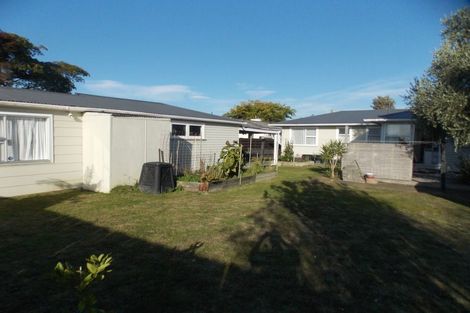 Photo of property in 45 Sutherland Crescent, Westbrook, Palmerston North, 4412