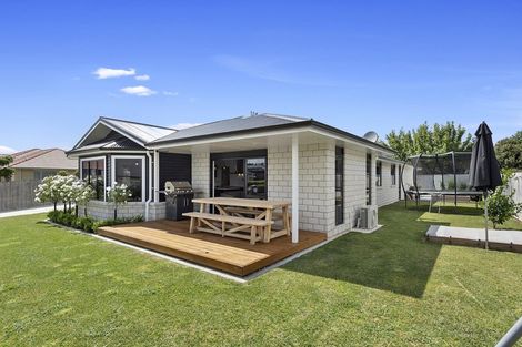 Photo of property in 32 Meadowview Drive, Morrinsville, 3300