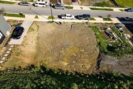 Photo of property in 19 Oakum Road, Whitby, Porirua, 5024