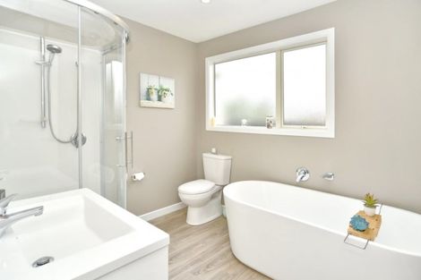Photo of property in 65 Kuaka Crescent, Bromley, Christchurch, 8062