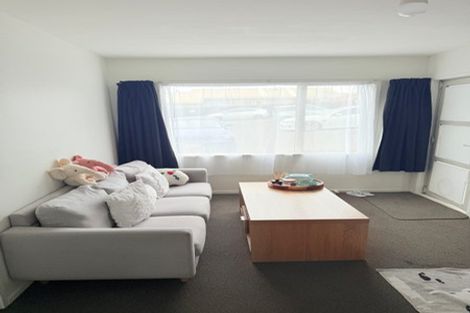 Photo of property in 33 Seddon Road, Frankton, Hamilton, 3204