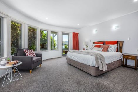 Photo of property in 22 Molyneux Close, Whitby, Porirua, 5024