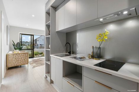 Photo of property in 1 Hea Road, Hobsonville, Auckland, 0616