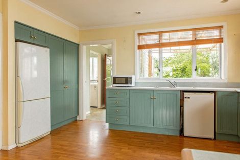 Photo of property in 35 Queen Street, Westport, 7825