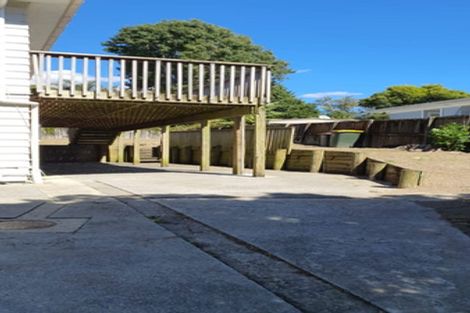 Photo of property in 26 Burbank Avenue, Manurewa, Auckland, 2102