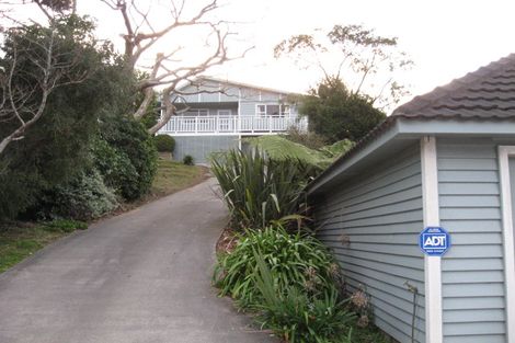 Photo of property in 10 Lees Grove, Wainuiomata, Lower Hutt, 5014