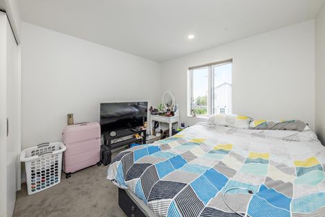 Photo of property in 7 Riroriro Close, Papakura, 2110