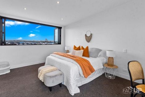 Photo of property in 254 Hobsonville Point Road, Hobsonville, Auckland, 0616