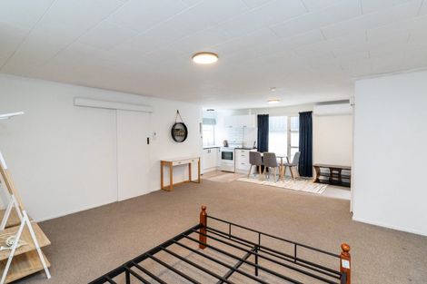 Photo of property in 30 Collins Avenue, Tawa, Wellington, 5028