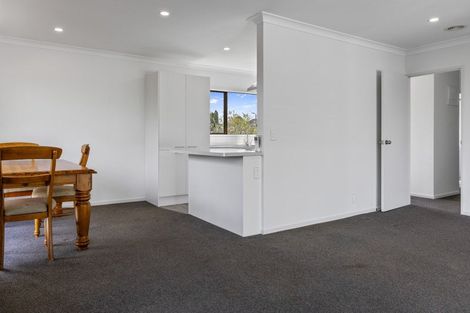 Photo of property in 35 Grace Crescent, Richmond Heights, Taupo, 3330
