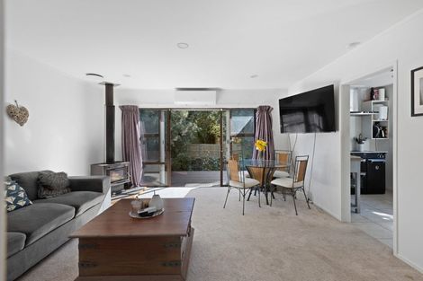 Photo of property in 2/12 Fitzwilliam Drive, Torbay, Auckland, 0630