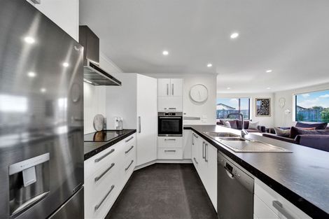 Photo of property in 16 Coby Sydney Drive, Bell Block, New Plymouth, 4312