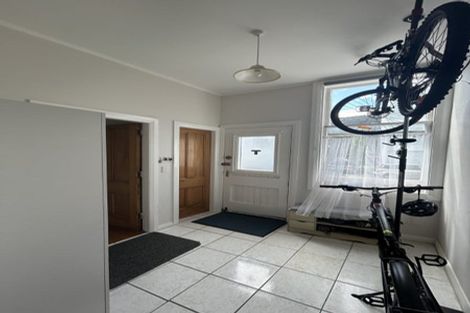 Photo of property in 61-61a Brougham Street, Mount Victoria, Wellington, 6011