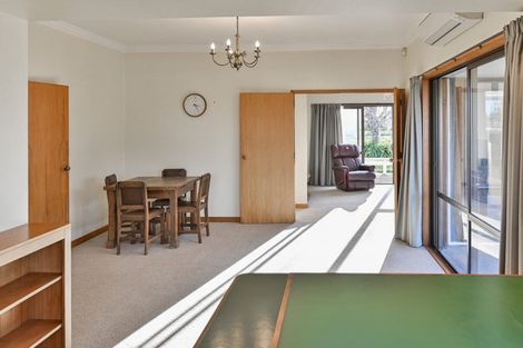 Photo of property in 39 Main Rd Clive, Clive, 4102