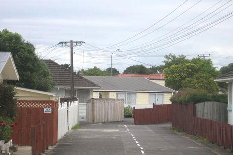 Photo of property in 20 Ocean View Road, Northcote, Auckland, 0627