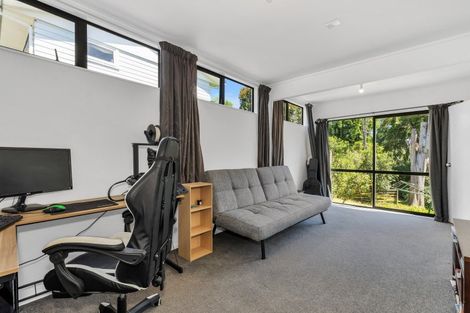 Photo of property in 1/8 Fuchsia Place, Birkdale, Auckland, 0626