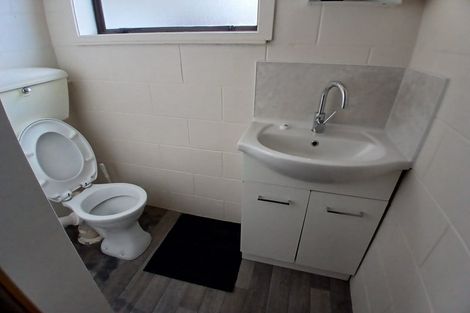Photo of property in 122 Effingham Street, North New Brighton, Christchurch, 8083