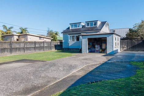 Photo of property in 13 Forest Hill Road, Henderson, Auckland, 0612