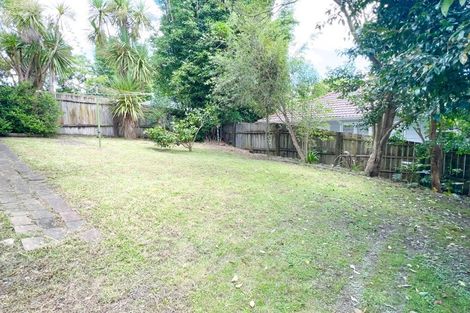 Photo of property in 89 Woodglen Road, Glen Eden, Auckland, 0602
