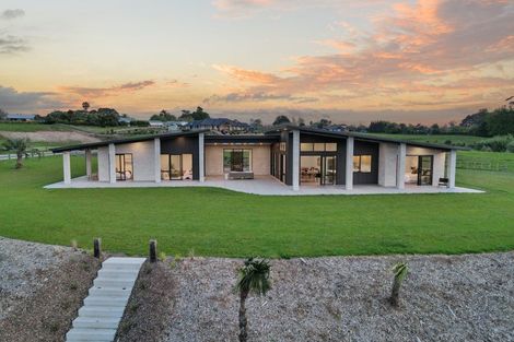 Photo of property in 52 Moorfield Road, Te Kauwhata, 3782