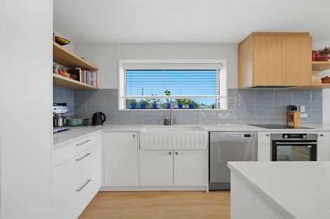 Photo of property in 4 Devon Crescent, Darfield, 7510
