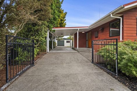 Photo of property in 3 Gladys Place, Kelvin Grove, Palmerston North, 4414