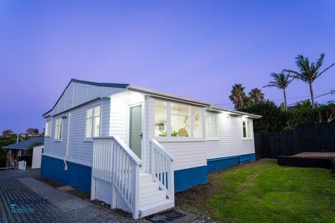 Photo of property in 96 Rosier Road, Glen Eden, Auckland, 0602