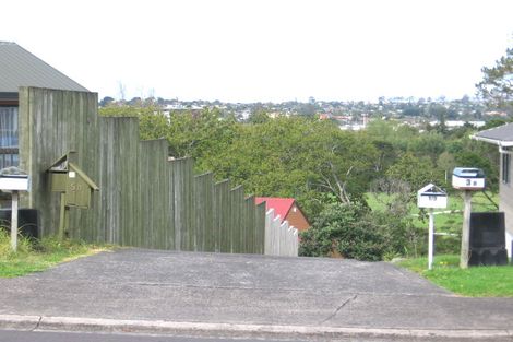 Photo of property in 1/5 Miriam Corban Heights, Henderson, Auckland, 0612