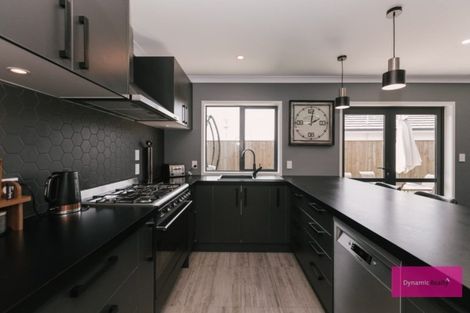 Photo of property in 8 Butler Place, Fitzherbert, Palmerston North, 4410