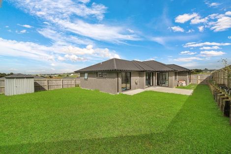 Photo of property in 9 Coptic Terrace, Pokeno, 2402
