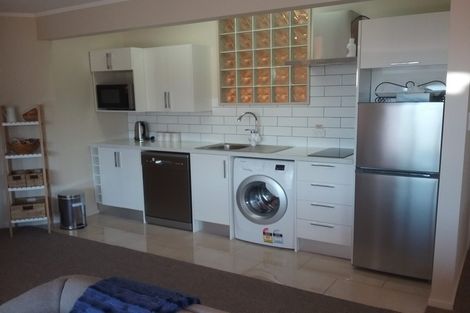 Photo of property in 106 School Road, Paihia, 0200