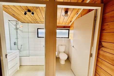 Photo of property in 10 Hicks Close, Whitby, Porirua, 5024