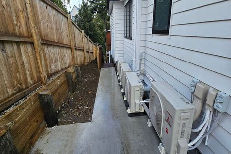Photo of property in 12a Blease Street, New Lynn, Auckland, 0600