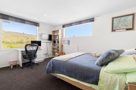 Photo of property in 33 Onslow Road, Lake Hayes, Queenstown, 9304