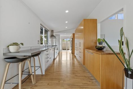 Photo of property in 12a Sycamore Grove, Lower Vogeltown, New Plymouth, 4310