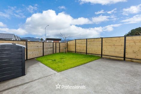 Photo of property in 3 Joseph Bolton Crescent, Trentham, Upper Hutt, 5018