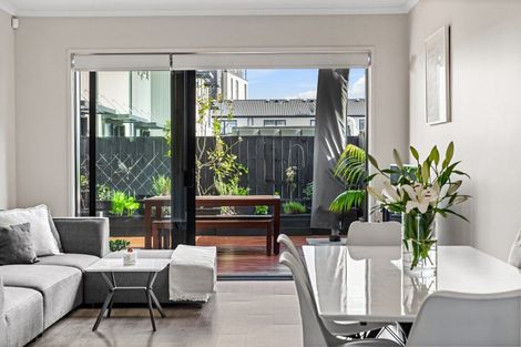 Photo of property in 14 Peihana Road, Hobsonville, Auckland, 0616